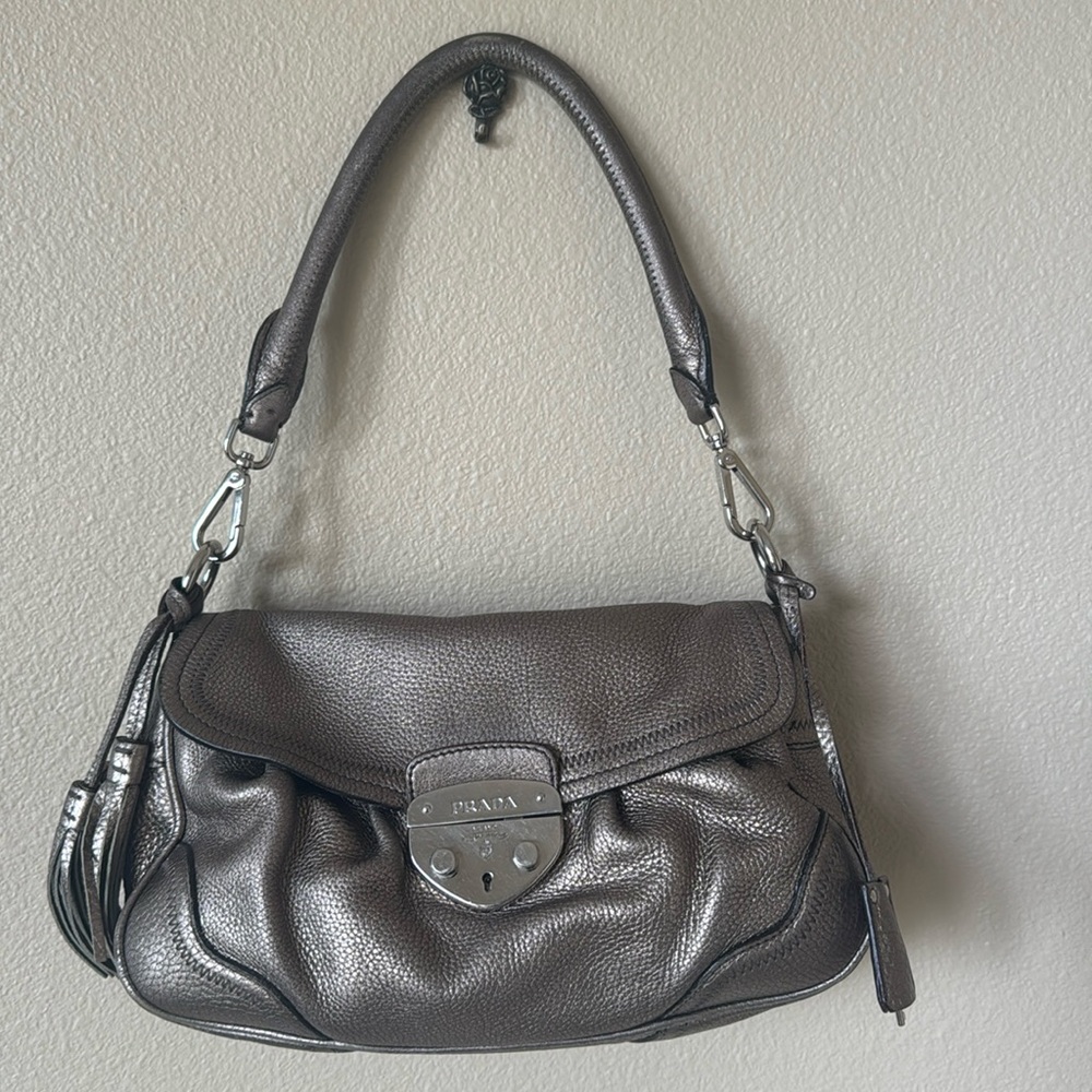Prada Antic Pushlock Shoulder Bag Vitello Daino